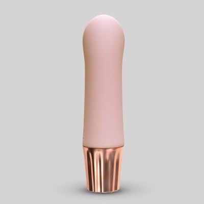 Base de silicone cor de pele com acabamento metálico dourado