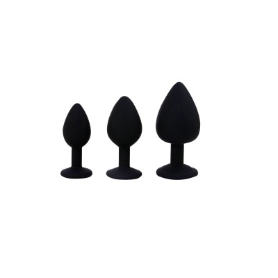 Três plugs anais de silicone preto de tamanhos variados