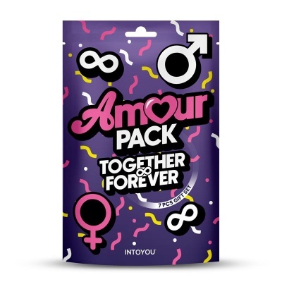 Embalagem roxa com texto Amour PACK TOGETHER FOREVER e símbolos masculino, feminino e infinito