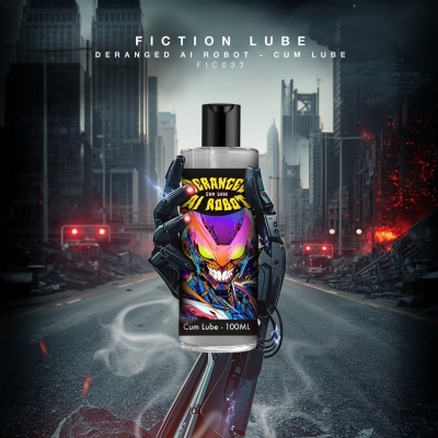 Frasco de lubrificante com rótulo colorido segurado por mão robótica em rua urbana futurista