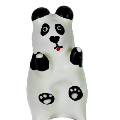Figura decorativa de urso panda em plástico ou borracha preto e branco