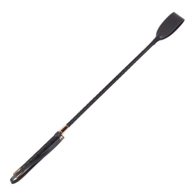 Chicote preto com cabo trançado e alça