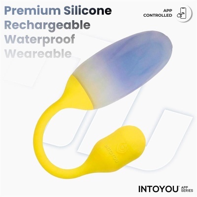 Dispositivo amarelo e azul em silicone para uso corporal com controle por app e texto explicativo.