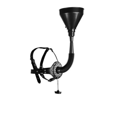 Funil negro com suporte de couro preto e tiras ajustáveis