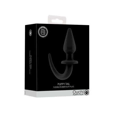 Embalagem preta com plug anal flexível de borracha preta e texto branco