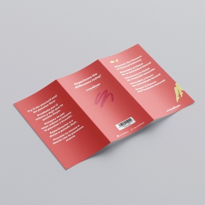 Folheto vermelho com texto branco e logotipo crushious num fundo cinza.