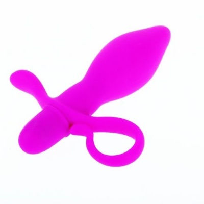 Produto em silicone rosa com formato anatómico e anéis