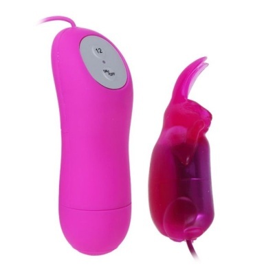 Dispositivo vibratório rosa com controlador e acessório em forma de coelho.
