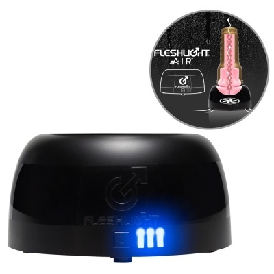 Carregador preto com luzes azuis LED e logótipo Fleshlight com um gráfico do produto Fleshlight Air.