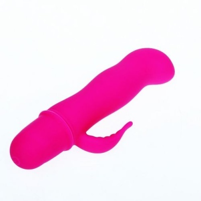Vibrador rosa com estimulador em fundo branco