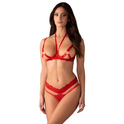 Conjunto de lingerie vermelho com tiras finas e renda em modelo feminino