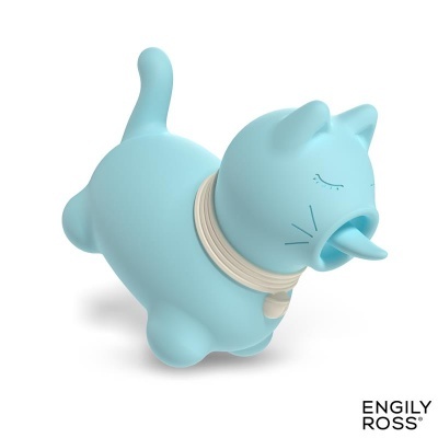 Estatueta de gato azul claro com bocal e olhos fechados desenhados