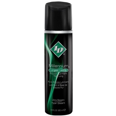 Frasco preto de spray lubrificante ID Millennium Longest Lasting