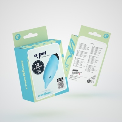 Vibrador azul em forma de peixe com embalagem azul e verde claro de produto o-pet pocket vibe