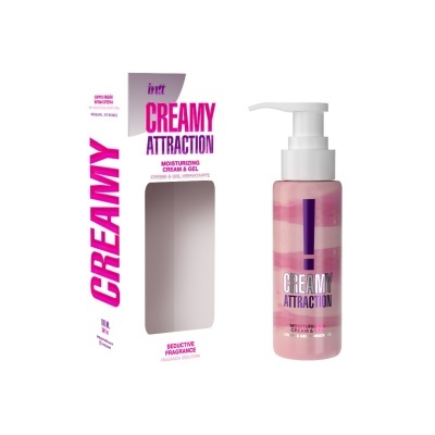 Frasco com dispensador e caixa do gel hidratante rosa com textos CREAMY ATTRACTION.