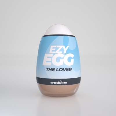 Ovo com embalagem azul claro e preto com texto EZY EGG THE LOVER e marca crushious