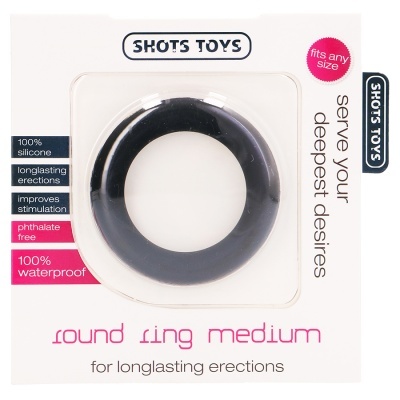 Embalagem de anel redondo preto de silicone da marca SHOTS TOYS com várias descrições em texto.