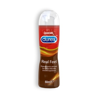 Frasco de gel lubrificante Durex Real Feel 50 ml com rótulo vermelho e castanho