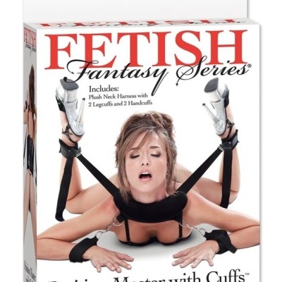 Embalagem do produto Fetish Fantasy Series Position Master with Cuffs com imagem de modelo e descrição do conteúdo