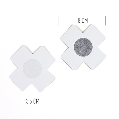 Dois curativos em forma de cruz branco com almofada circular central, tamanhos 3,5 cm e 8 cm, fundo branco