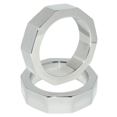 Argolas metálicas hexagonais prateadas