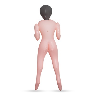 Boneco insuflável cor de pele com cabeça preta visto de costas