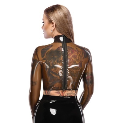 Blusa transparente preta de mangas compridas com fecho traseiro em vinil.