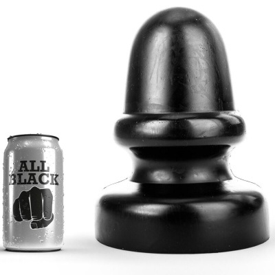 Peça preta de silicone grande ao lado de lata prateada com texto ALL BLACK
