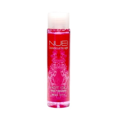 Frasco plástico com óleo vermelho e rótulo NUEI Cosmetics of the night HOT OIL Fresa Strawberry.