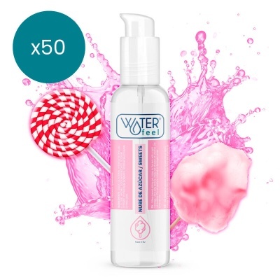 Frasco transparente com dispensador branco e etiqueta rosa de produto WATER feel sabor sweets