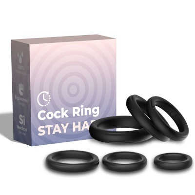 Conjunto de anéis pretos de silicone com embalagem colorida