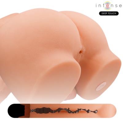 Boneca silicone corpo realista cor de pele com textura detalhada e selo circular.