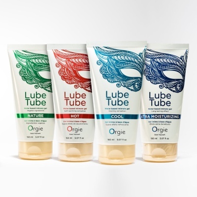 Quatro tubos de gel íntimo Orgie em branco com estampas coloridas e texto em cores diferentes