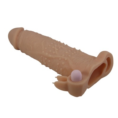 Capa para pénis cor pele em silicone com texturas em fundo branco