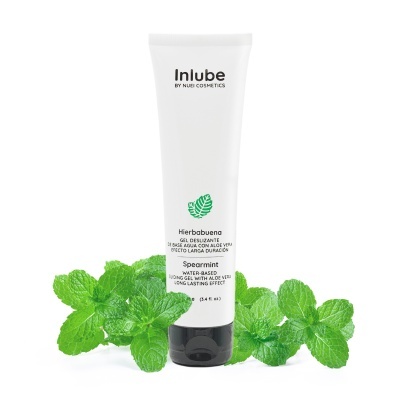 Tubo branco de gel deslizante Inlube com folhas de hortelã