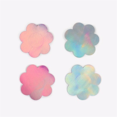 Quatro autocolantes florais holográficos em rosa e azul sobre fundo branco