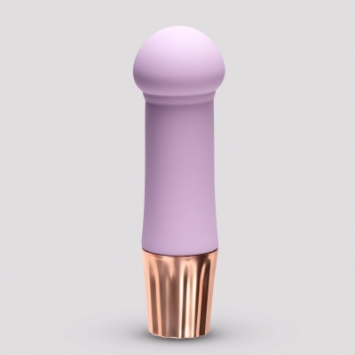Pincel de maquilhagem de silicone lilás com cabo metálico cor de cobre