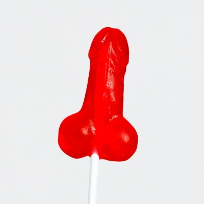 Pirulito vermelho em forma de pênis com palito branco