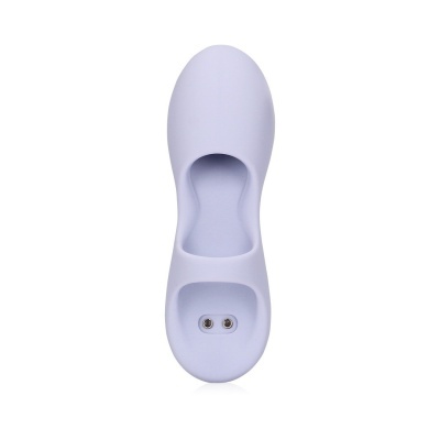 Chinelo lavanda de silicone com conexões metálicas no calcanhar visto de cima
