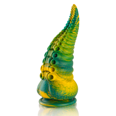Brinquedo em forma de tentáculo colorido verde, amarelo e azul com ventosas.