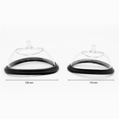 Duas ventosas transparentes semicirculares com bases pretas em fundo branco
