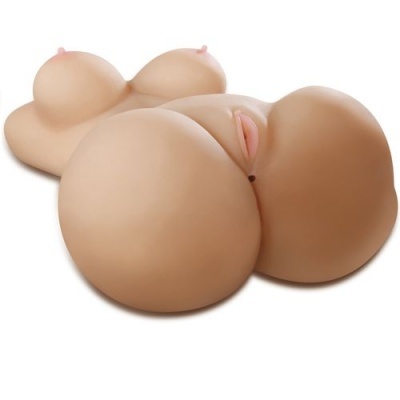 Simulacro de corpo humano com seios e nádegas realistas