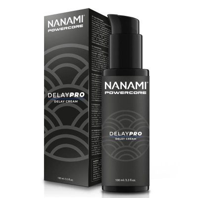 Frasco e caixa de creme delay NANAMI POWerCORE preto com texto branco e azul