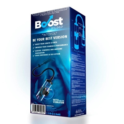 Embalagem azul do produto Boost Pump com imagem da bomba de vácuo transparente e texto explicativo.