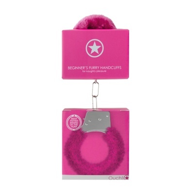 Algemas peludas cor de rosa em embalagem rosa com texto