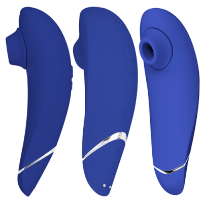 Três dispositivos azuis em silicone com detalhes prateados, exibidos em várias vistas