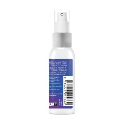 Frasco de spray transparente com tampa branca e rótulo azul sobre fundo branco