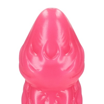 Produto de borracha rosa com textura lisa e detalhes salientes