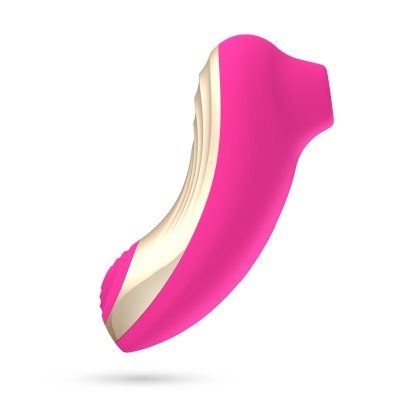 Produto rosa e bege curvado com textura em fundo branco.