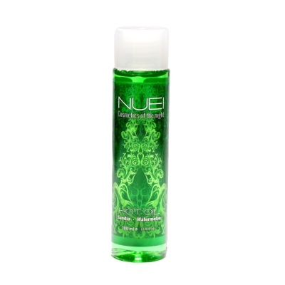 Frasco de óleo verde transparente com tampa branca e rótulo em inglês.
